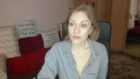 sirenasilk online show from April 28, 9:02 am