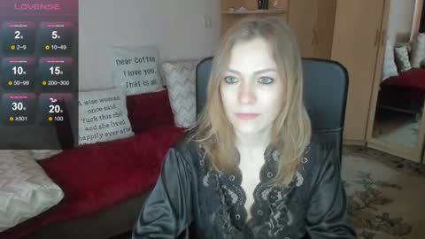 sirenasilk online show from July 25, 9:40 am