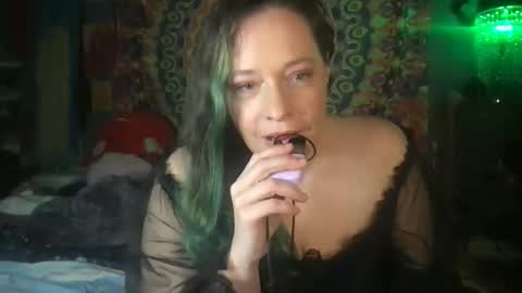 RavenFalls Aphrodite Priestess online show from October 29, 6:37 am