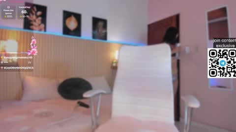 Sirenita online show from October 15, 1:23 pm