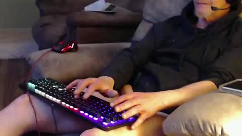 Sirr1chard4skin online show from March 13, 11:19 pm