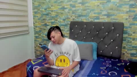 Snapshot of sirryant chatting on February 21, 12:39 pm SIR RYANT online show from February 21, 12:39 pm