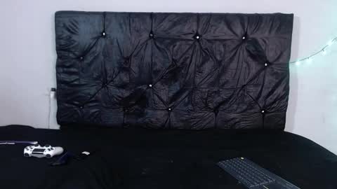 Snapshot of sirryant chatting on October 8, 2:08 am SIR RYANT online show from October 8, 2:08 am