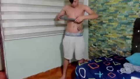 Snapshot of sirryant chatting on February 19, 9:14 pm SIR RYANT online show from February 19, 9:14 pm