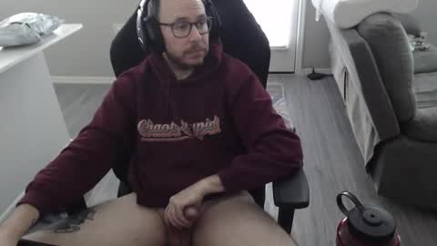 Snapshot of sirscotty831 chatting on December 30, 3:56 pm Sir Scotty online show from December 30, 3:56 pm