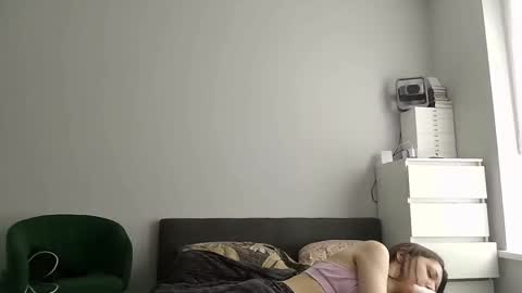 sisiwet19 online show from April 10, 9:25 am