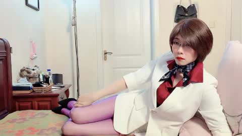 Sissy Ada online show from May 1, 1:27 pm
