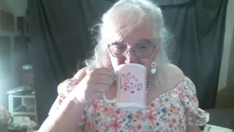 Sissy Diane online show from November 9, 1:36 pm