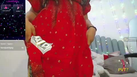 sita_nair online show from May 5, 7:19 pm