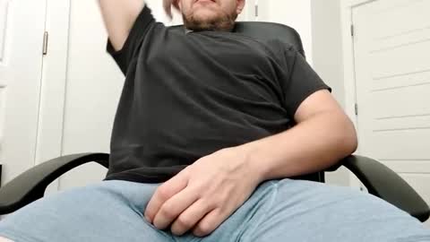 sixinchsolo online show from December 4, 7:24 pm