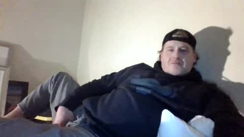 Snapshot of sixsixx73 chatting on February 6, 3:37 am Jimmy online show from February 6, 3:37 am