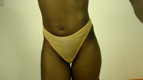 sizzly_ass online show from June 29, 11:26 pm