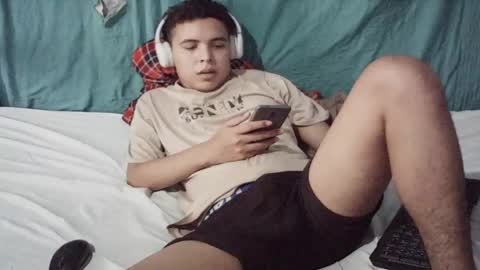 skady_coronado online show from May 22, 6:58 pm