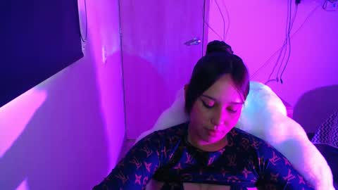 Alice online show from September 11, 9:38 pm