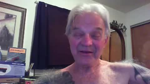 skeeeziks online show from May 19, 1:45 am