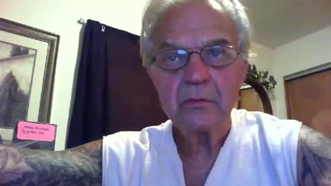 skeeeziks online show from June 9, 2:55 am