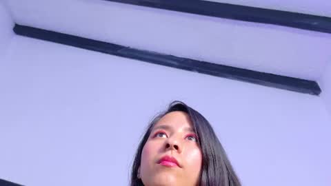 skinny_hottie18 online show from June 27, 12:22 pm