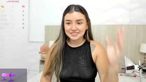     online show from April 25, 11:12 am
