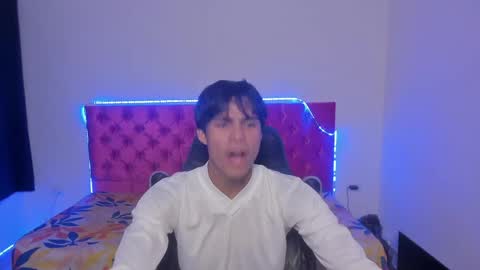 sam online show from May 21, 3:46 am