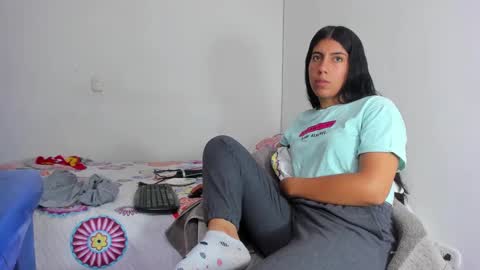 Snapshot of skinnyanai chatting on February 13, 6:15 pm anai online show from February 13, 6:15 pm