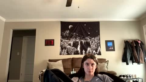 skinnyangel21 online show from March 18, 10:59 pm