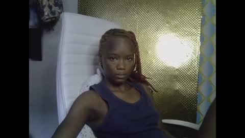 Linda independent model online show from July 28, 11:28 am