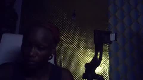 Linda independent model online show from July 28, 12:52 am