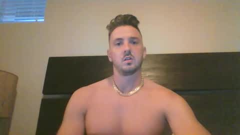 skinnyguylongdick1 online show from November 3, 12:44 am