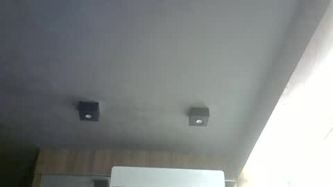 skinnykittencam online show from June 15, 4:37 am