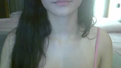 skinnykittencam online show from April 29, 4:17 am