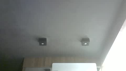 skinnykittencam online show from June 10, 6:12 am