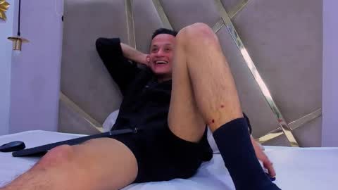 Snapshot of skinnyzeth chatting on October 9, 5:46 am SkinnyZeth online show from October 9, 5:46 am