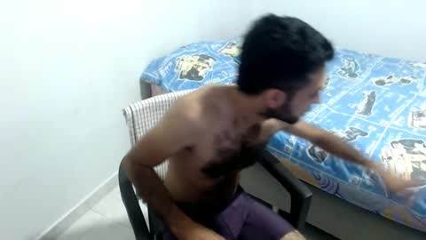 Noah Mood online show from November 24, 5:17 am