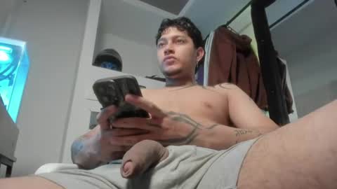 sky_wild online show from July 5, 5:03 am