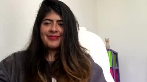 Skyler online show from April 29, 3:17 pm