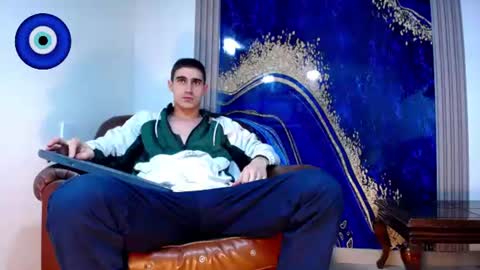 Skyler online show from June 14, 5:09 am