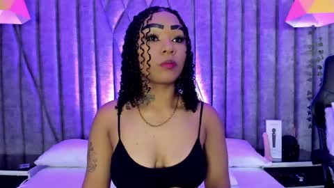 skylerbloom online show from May 4, 8:59 pm