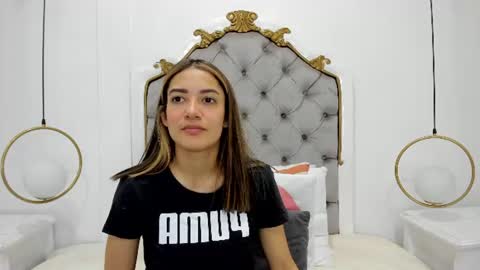 Skyler online show from June 18, 3:56 am