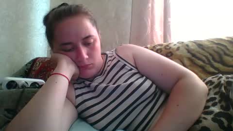 skyressie333 online show from June 22, 5:59 am