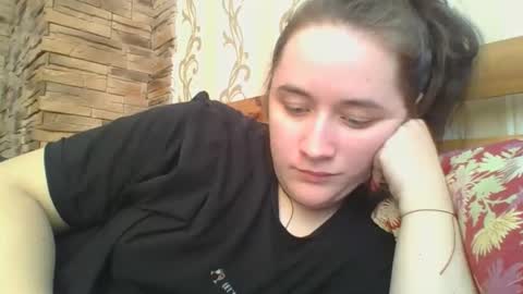 skyressie333 online show from February 21, 11:13 am