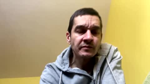 slabyhrac online show from February 10, 9:25 am