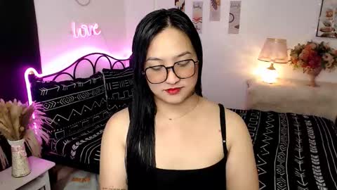 Queen Cyrine online show from December 17, 11:06 am