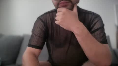 slender400894 online show from August 5, 10:01 am