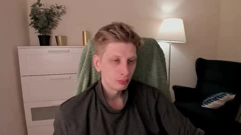 Andy online show from February 20, 8:33 pm