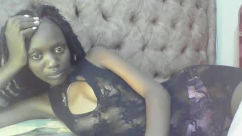 Snapshot of slim_ebony2006 chatting on September 19, 9:51 pm Anna online show from September 19, 9:51 pm