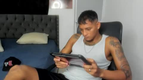 slim_master12 online show from July 5, 4:41 am