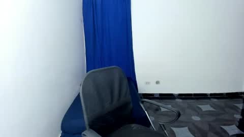 slim_master12 online show from July 28, 11:59 pm