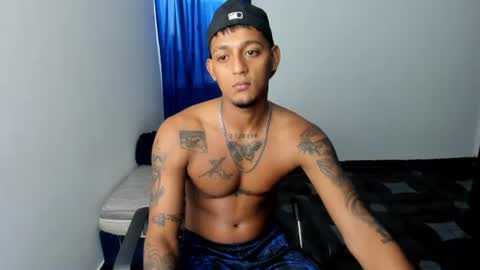 slim_master12 online show from July 30, 6:19 pm