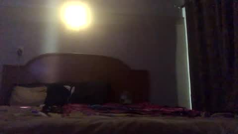 slimbadie online show from December 14, 5:13 am