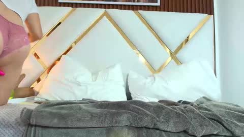 slut_milf_ online show from October 30, 8:09 pm